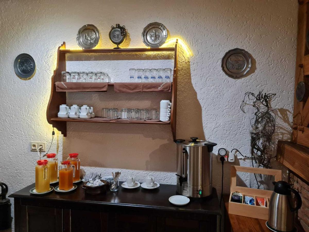Alte Dorfschaenke Hotell Kinderbeuern Exteriör bild