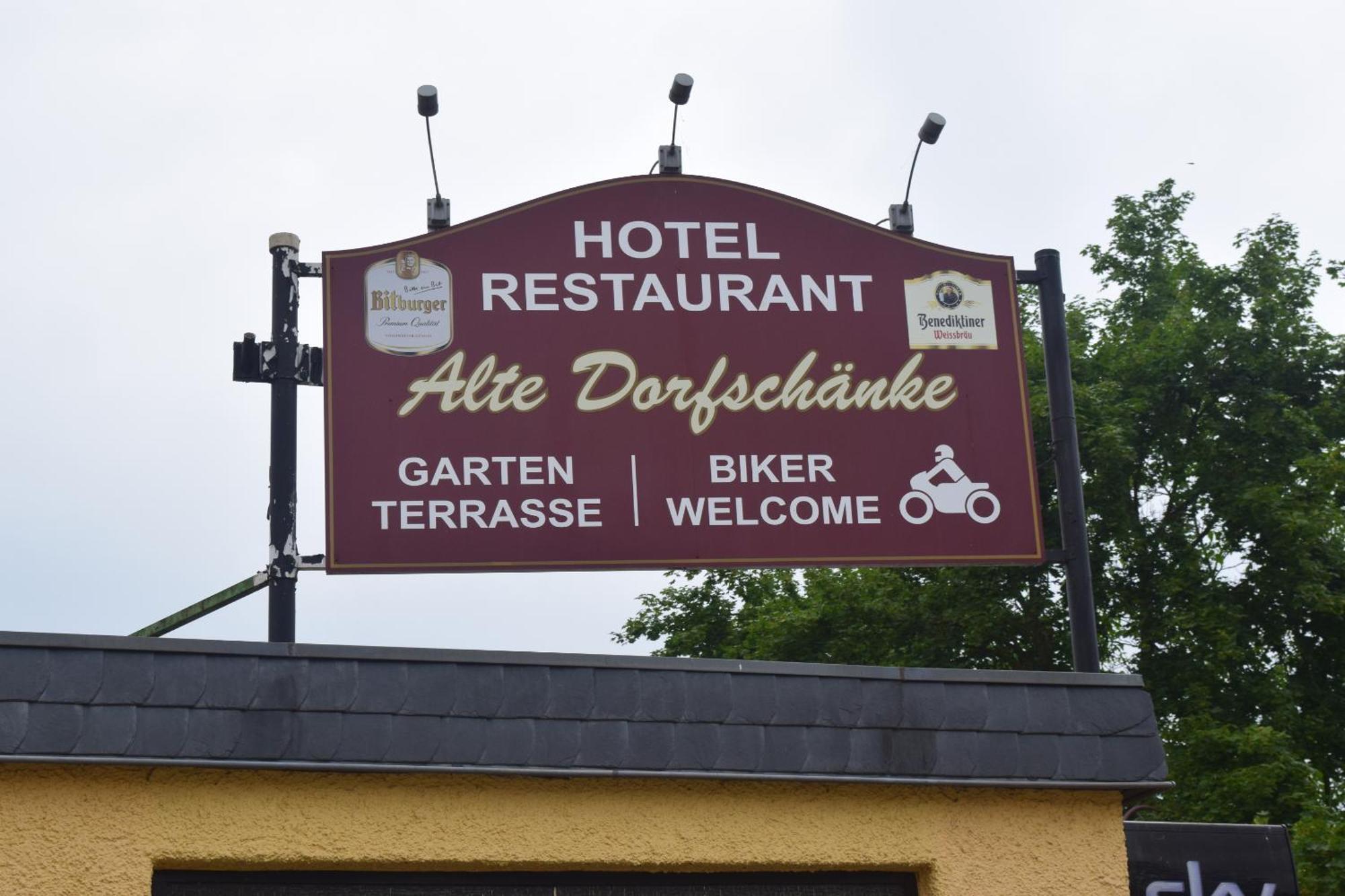 Alte Dorfschaenke Hotell Kinderbeuern Exteriör bild